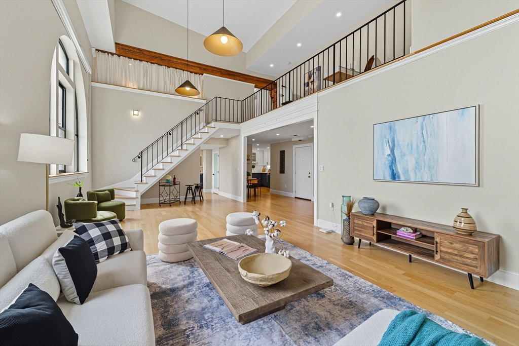 54 Forest St 322