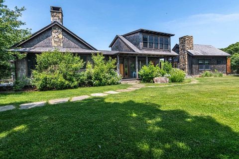 15 Old Farm Rd Chilmark MA 02535