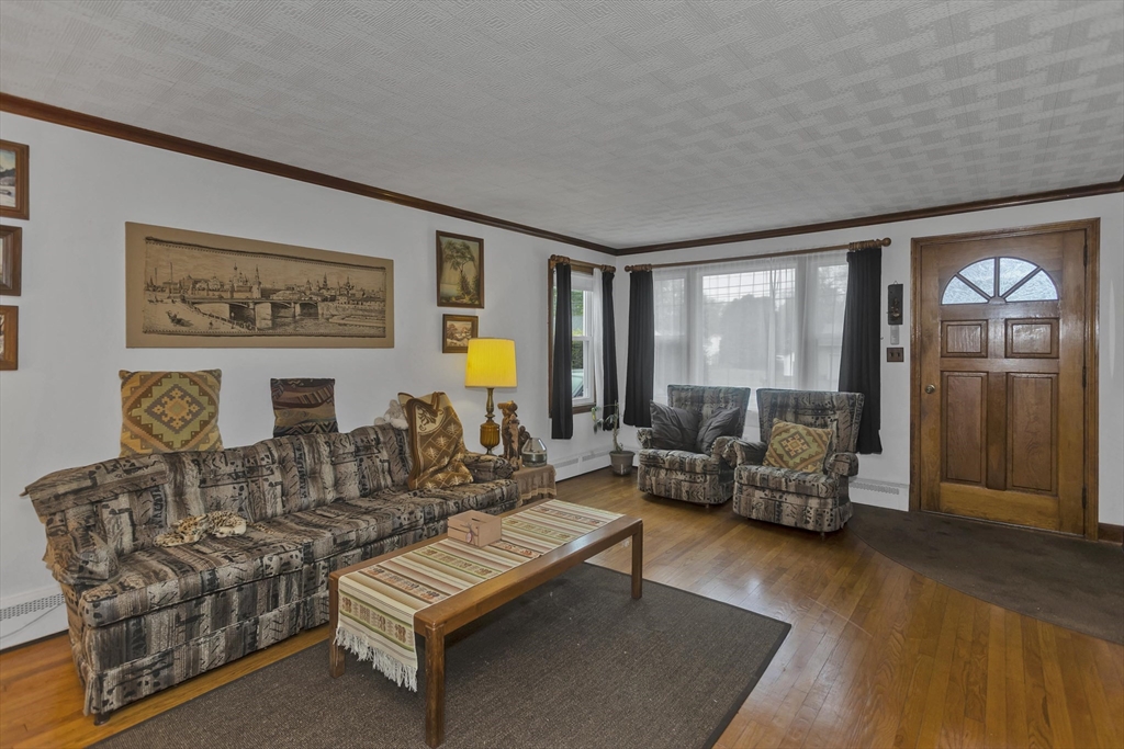 123 Holyoke St