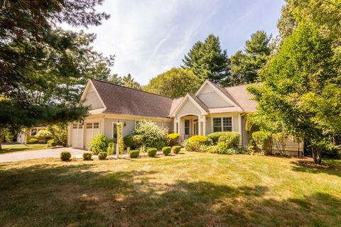 3 Bridlefield Ln Medfield MA 02052
