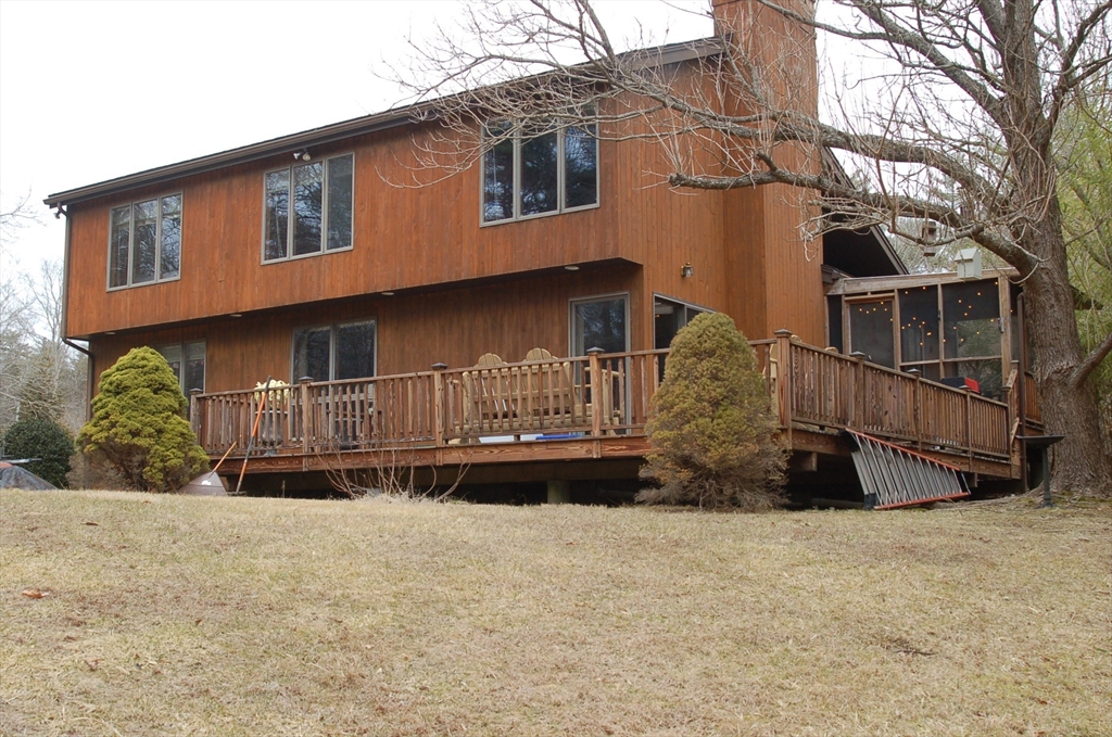 135 High Hill Rd