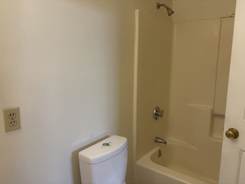 96 Old Colony Avenue #131, Taunton, MA, 96 Old Colony Avenue #131, Taunton, MA Photo #15