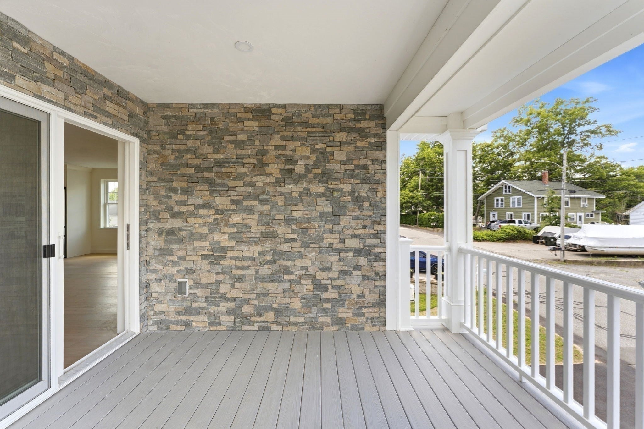 36 Colonial Rd.