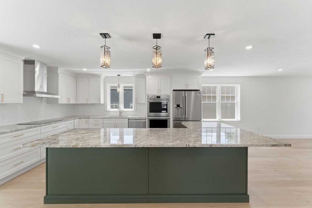36 Colonial Rd.