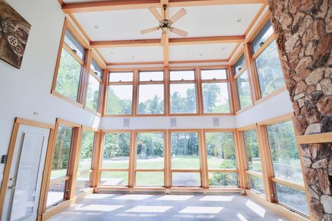 120 Woodcliff Dr Westfield MA 01085