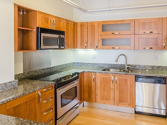 210 South Street 4-4