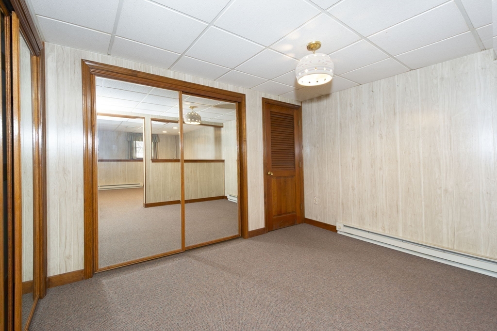 Shrewsbury, Massachusetts 01545, United States, 2 Bedrooms Bedrooms, ,2 BathroomsBathrooms,Residential,Contingent,90861