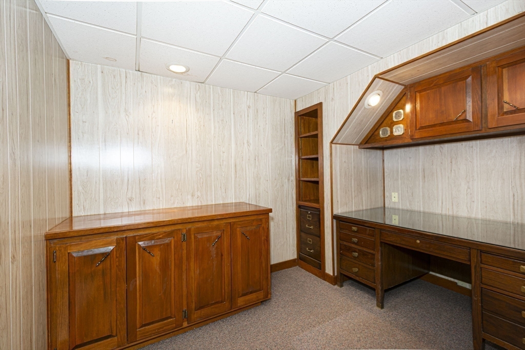 Shrewsbury, Massachusetts 01545, United States, 2 Bedrooms Bedrooms, ,2 BathroomsBathrooms,Residential,Contingent,90861