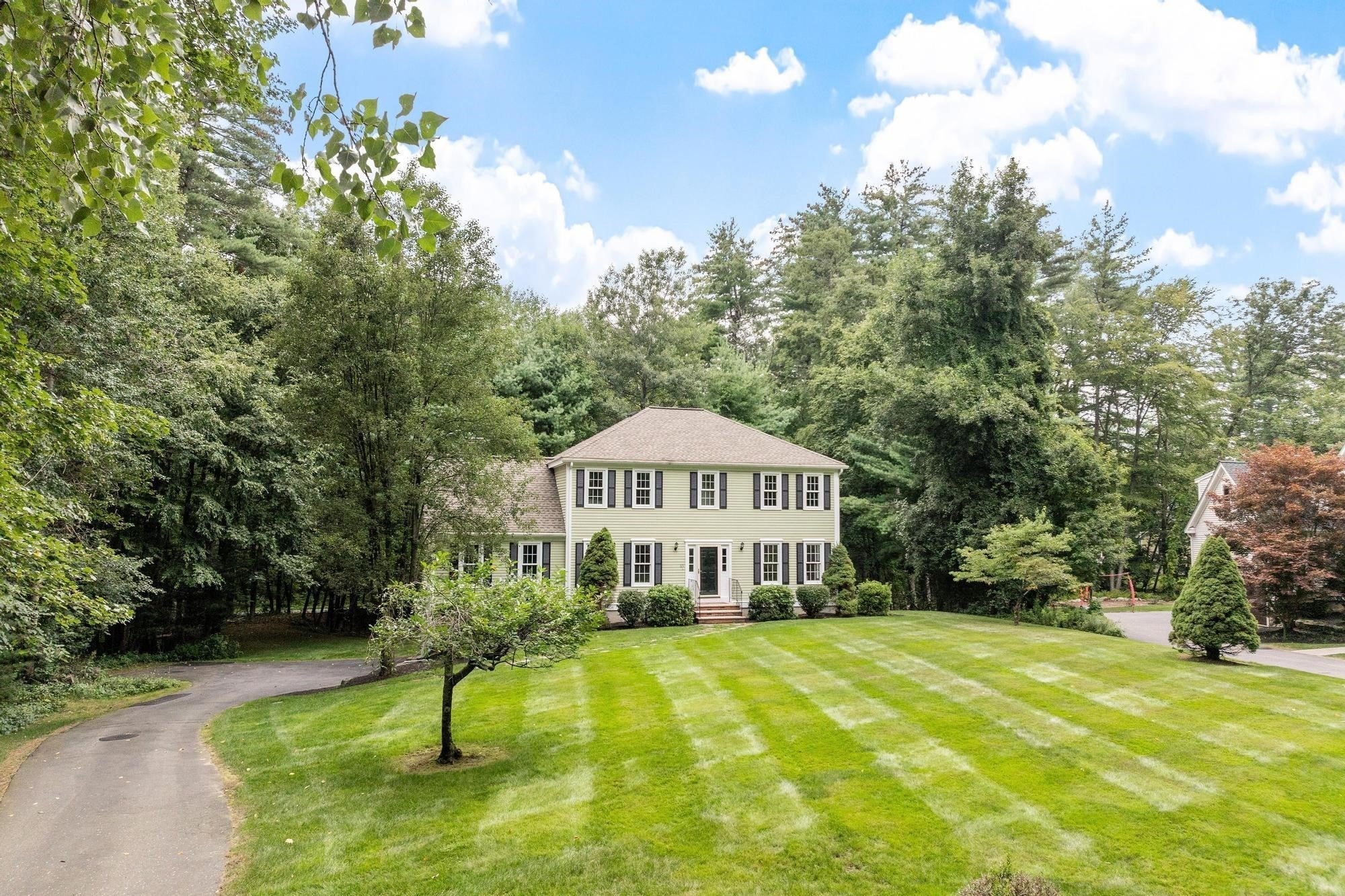 65 Whitney Ln, Boxborough MA 01719