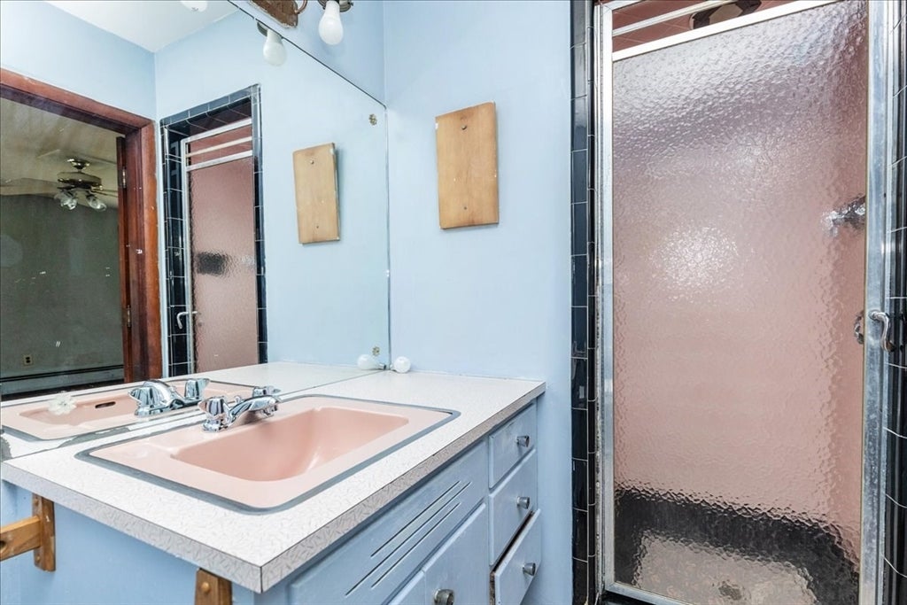 292 Oak St, Methuen, MA, 292 Oak St, Methuen, MA Photo #21