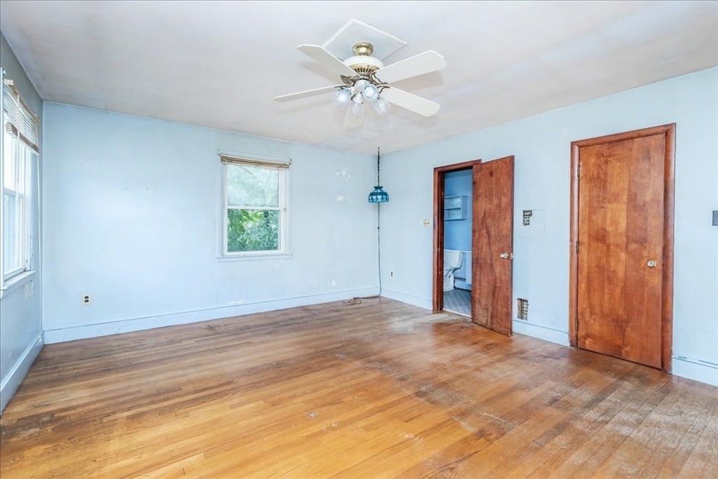 292 Oak St, Methuen, MA, 292 Oak St, Methuen, MA Photo #17