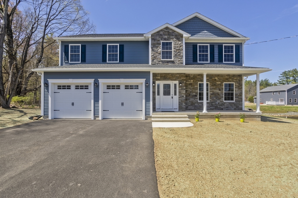 East Longmeadow, Massachusetts 01028, United States, 4 Bedrooms Bedrooms, ,3 BathroomsBathrooms,Residential,Active,128472