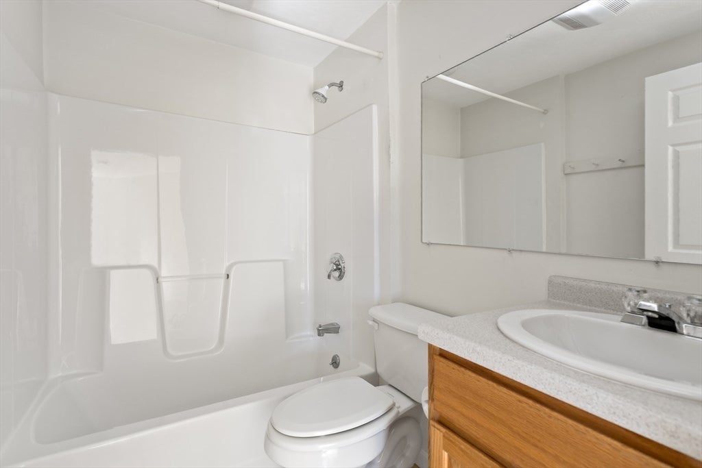 125 Leisure Green Dr #167, Mashpee, MA, 125 Leisure Green Dr #167, Mashpee, MA Photo #18