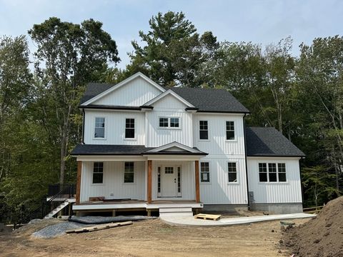 16 Ashlynn Rehoboth MA 02769