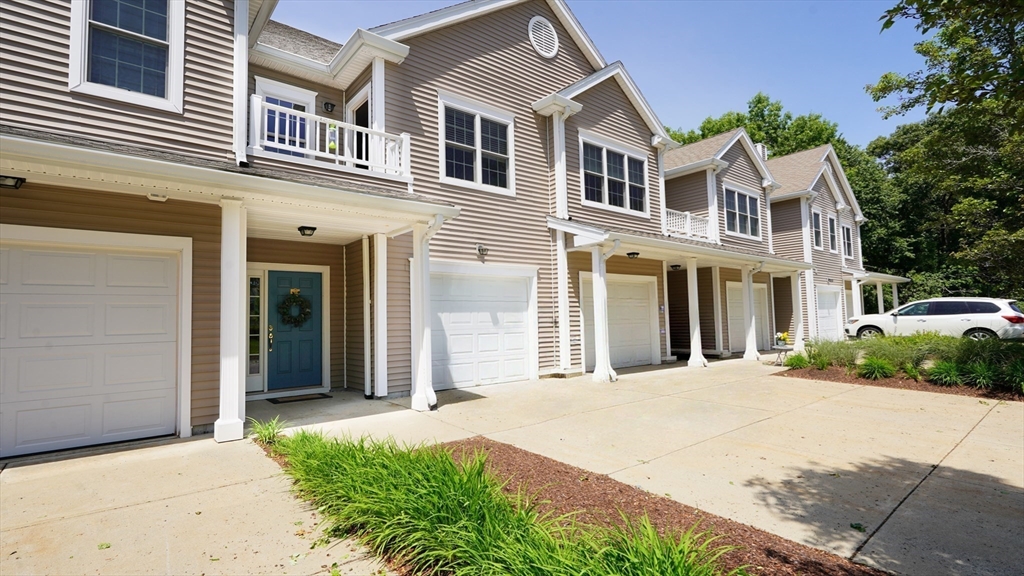 631 East Street G202