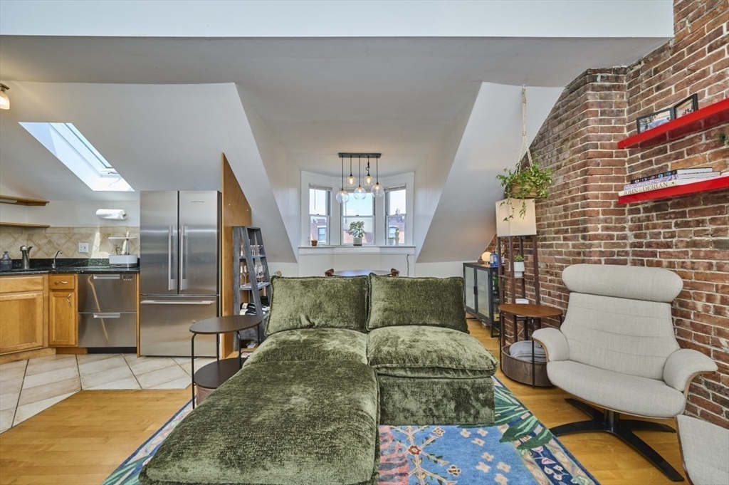 683 Massachusetts Ave. 5