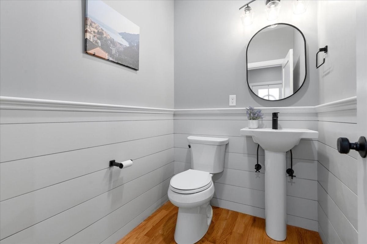 33 Peirce Street #1, Waltham, MA Photo #20