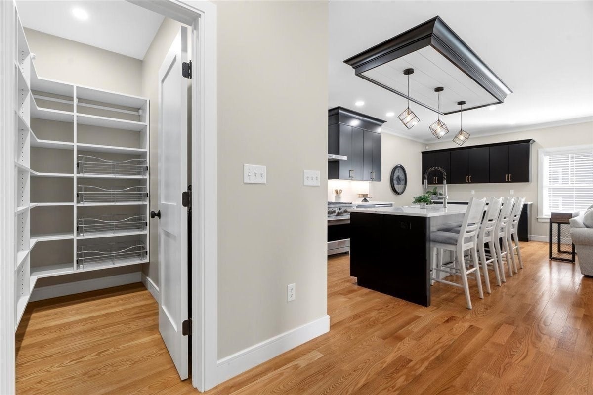 33 Peirce Street #1, Waltham, MA Photo #10