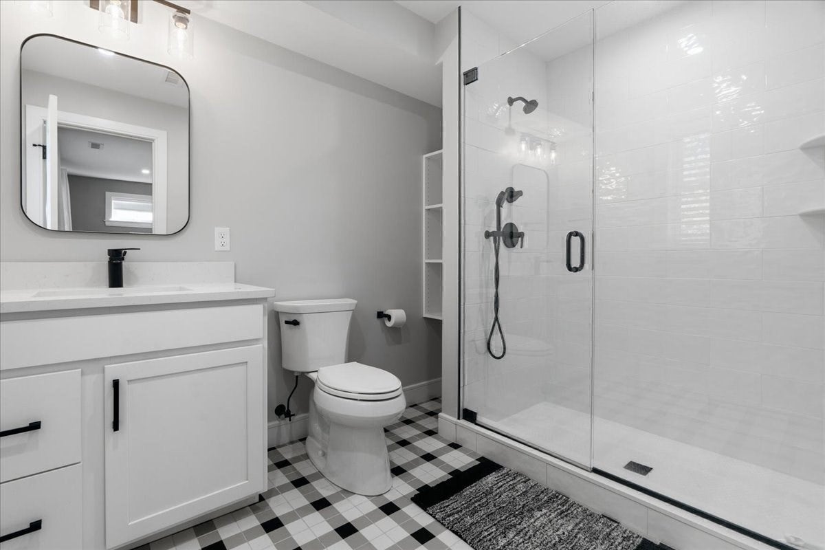 33 Peirce Street #1, Waltham, MA Photo #26