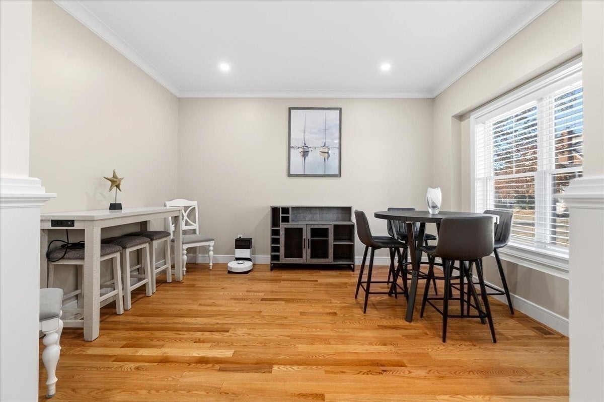 33 Peirce Street #1, Waltham, MA Photo #17