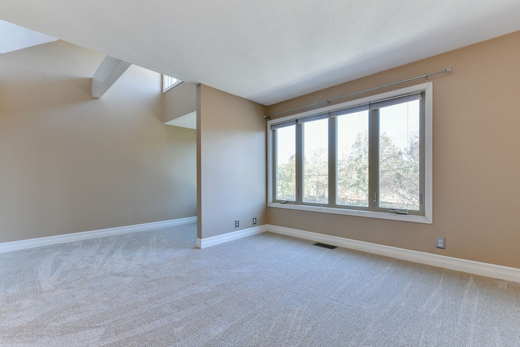 676 Huron Ave #4, Cambridge, MA Photo #14