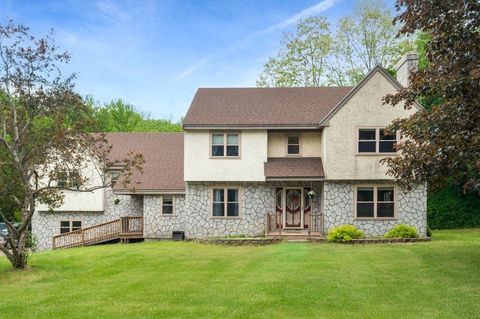 10 Patricia Ann Dr Haverhill MA 01830