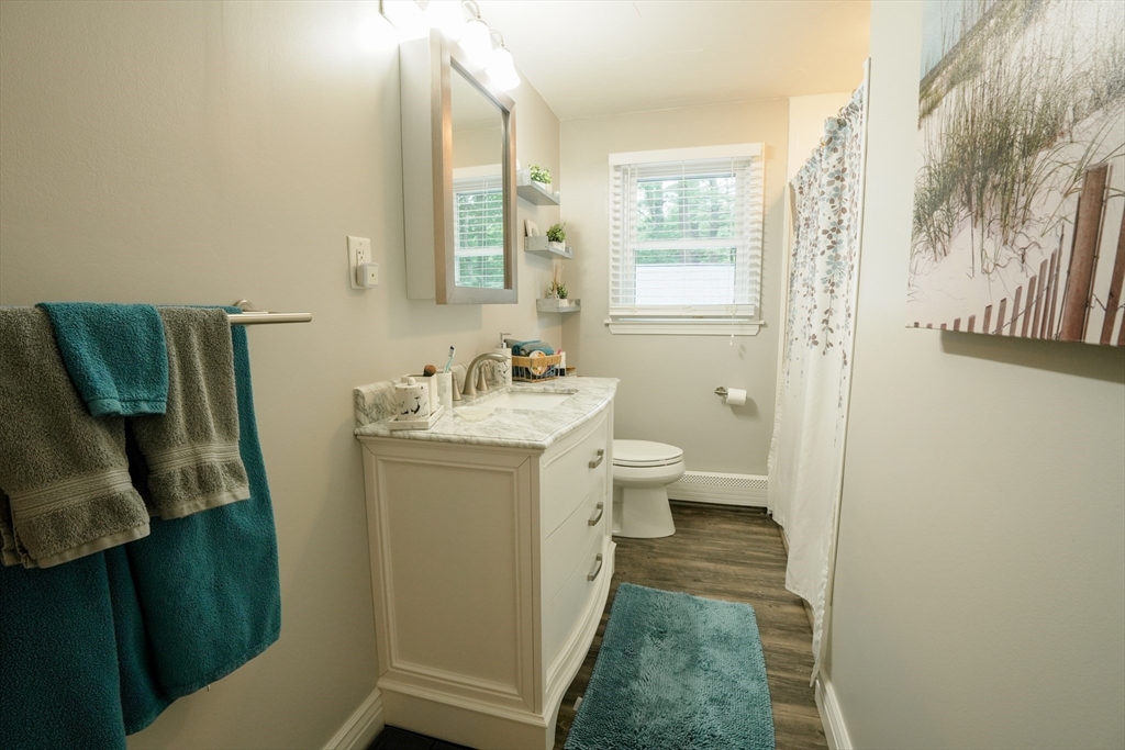 Pepperell, Massachusetts 01463, United States, 4 Bedrooms Bedrooms, ,2 BathroomsBathrooms,Residential,Active,173788