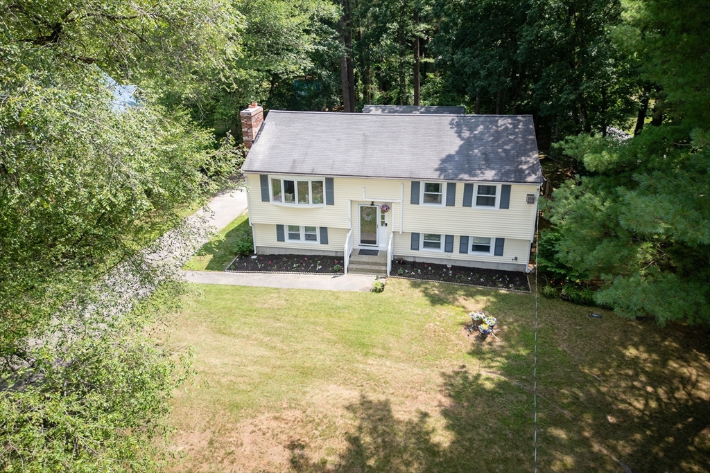 Pepperell, Massachusetts 01463, United States, 4 Bedrooms Bedrooms, ,2 BathroomsBathrooms,Residential,Active,173788