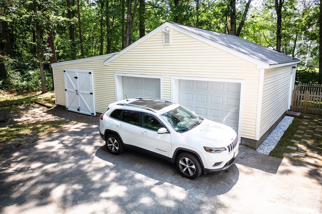 Pepperell, Massachusetts 01463, United States, 4 Bedrooms Bedrooms, ,2 BathroomsBathrooms,Residential,Active,173788