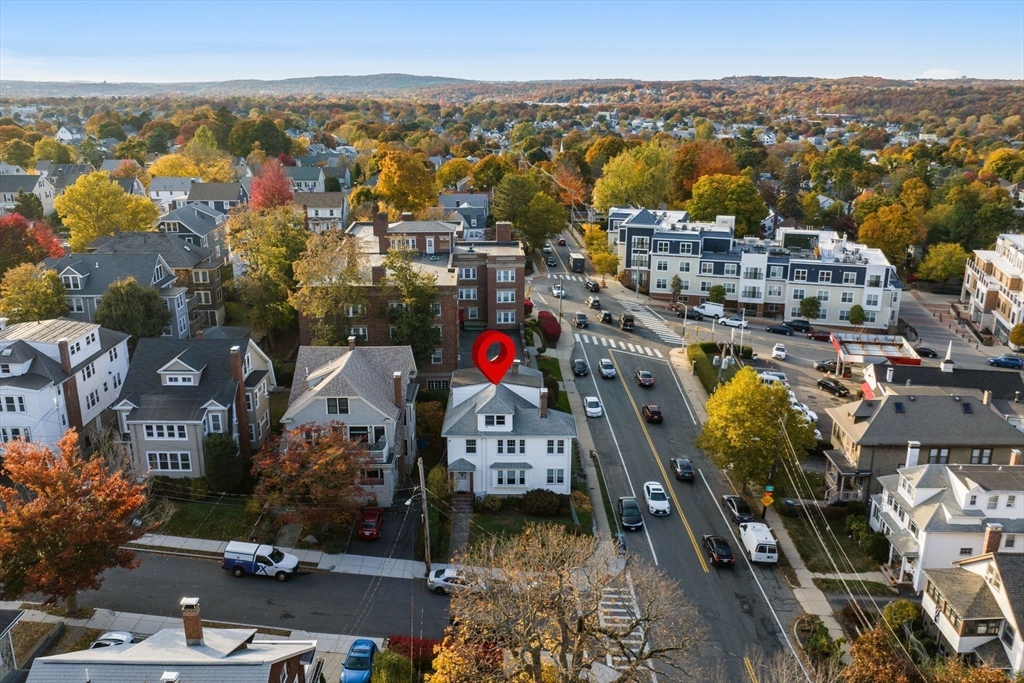 Watertown, Massachusetts 02472, United States, 5 Bedrooms Bedrooms, ,2 BathroomsBathrooms,Residential,Pending,115647