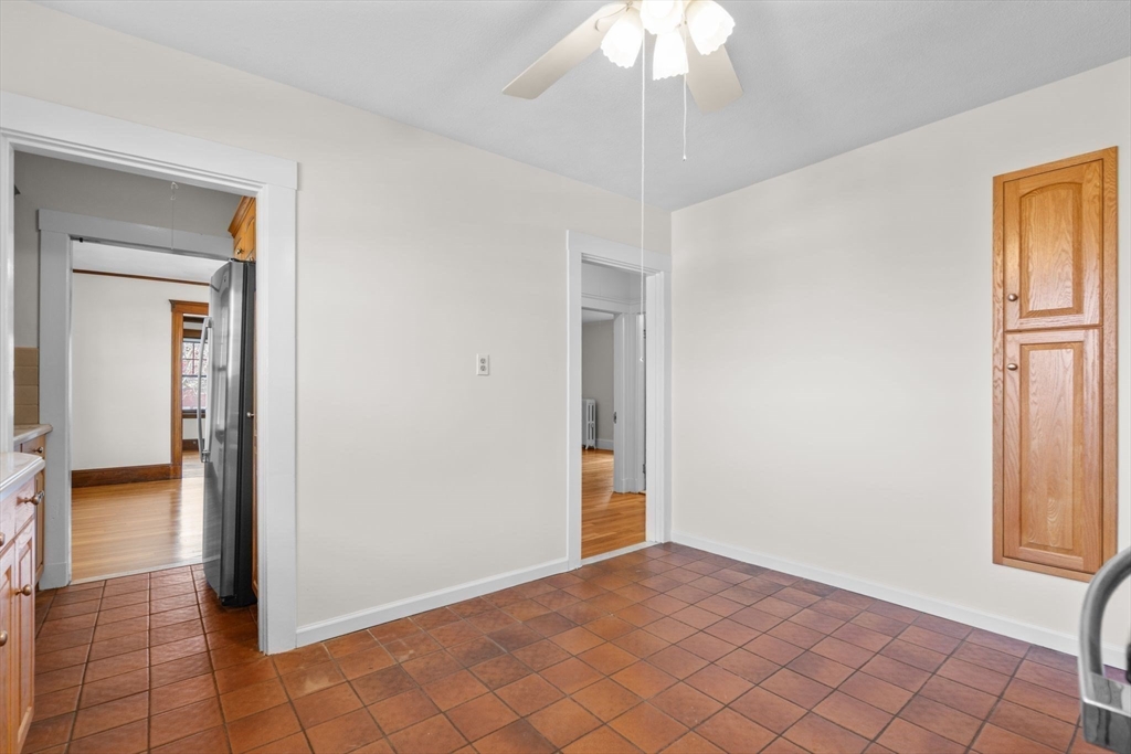 Watertown, Massachusetts 02472, United States, 5 Bedrooms Bedrooms, ,2 BathroomsBathrooms,Residential,Pending,115647