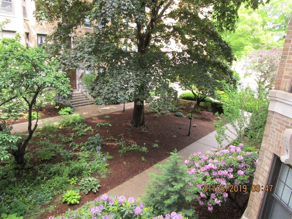 116 Riverway 5