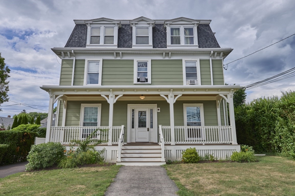 Photo of 408-410 Crescent St, Waltham, MA