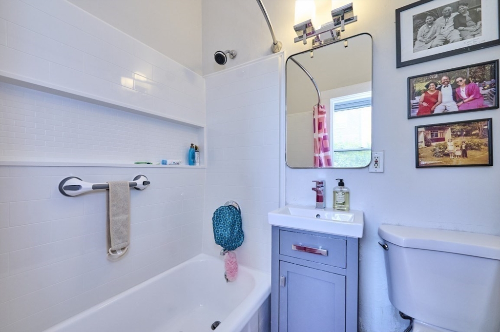 408-410 Crescent St, Waltham, MA, 408-410 Crescent St, Waltham, MA Photo #12