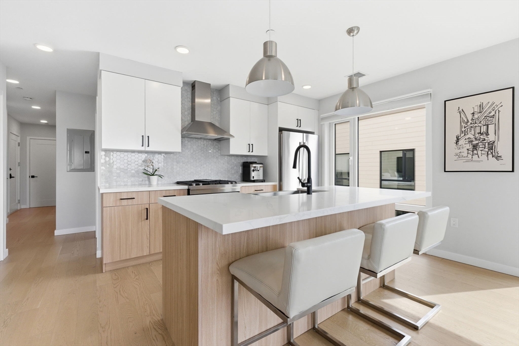 457 West Broadway 506