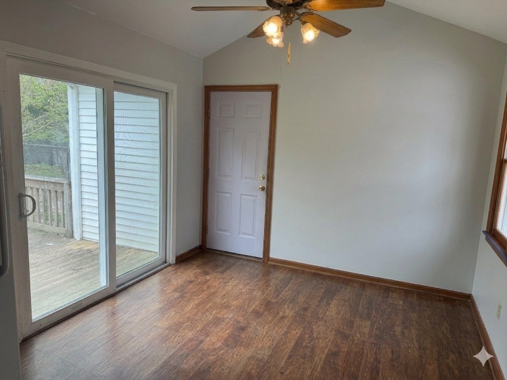 376 East St, Bridgewater, MA Photo #5