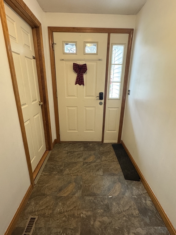 376 East St, Bridgewater, MA Photo #9