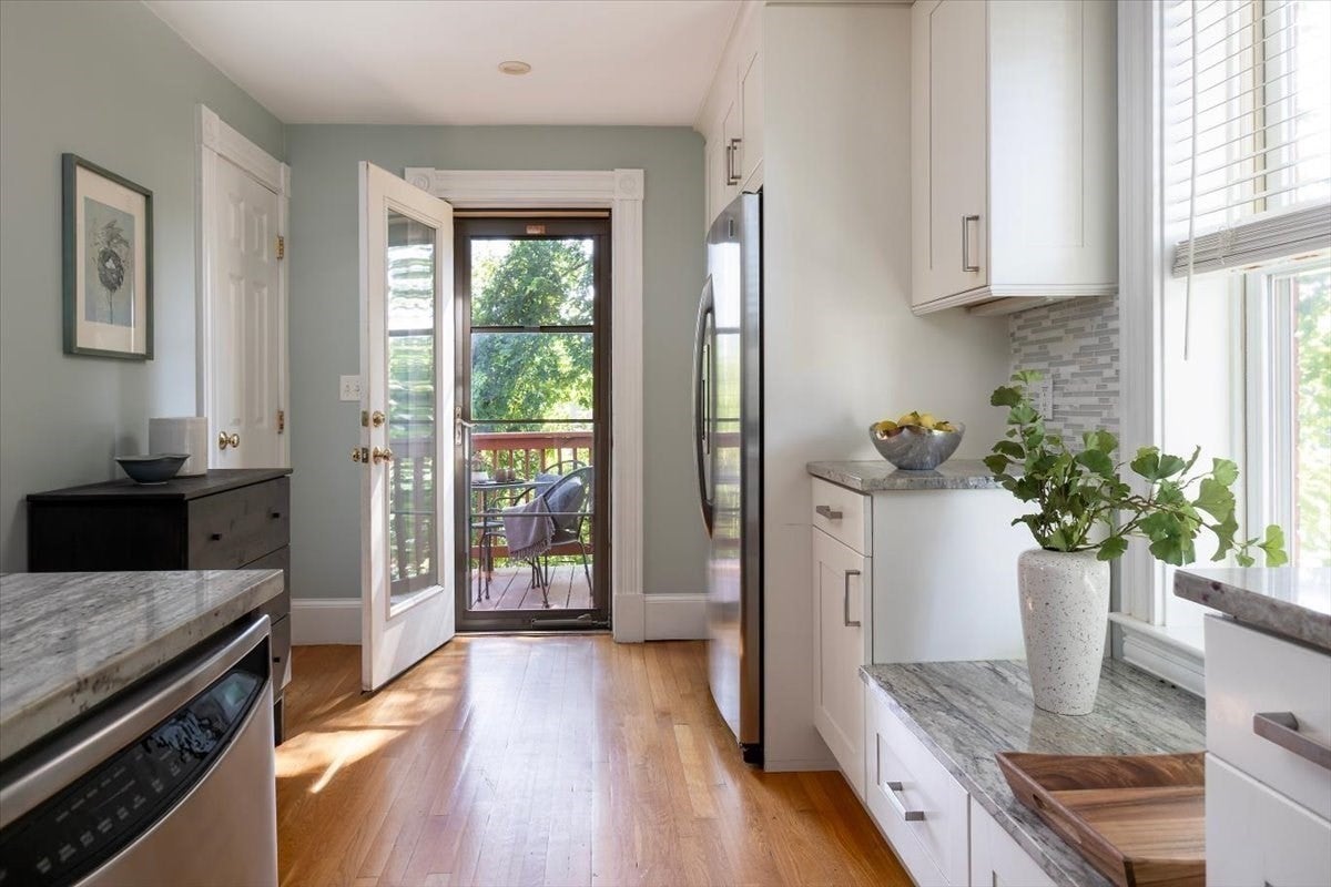 16 Kent Sq. 2