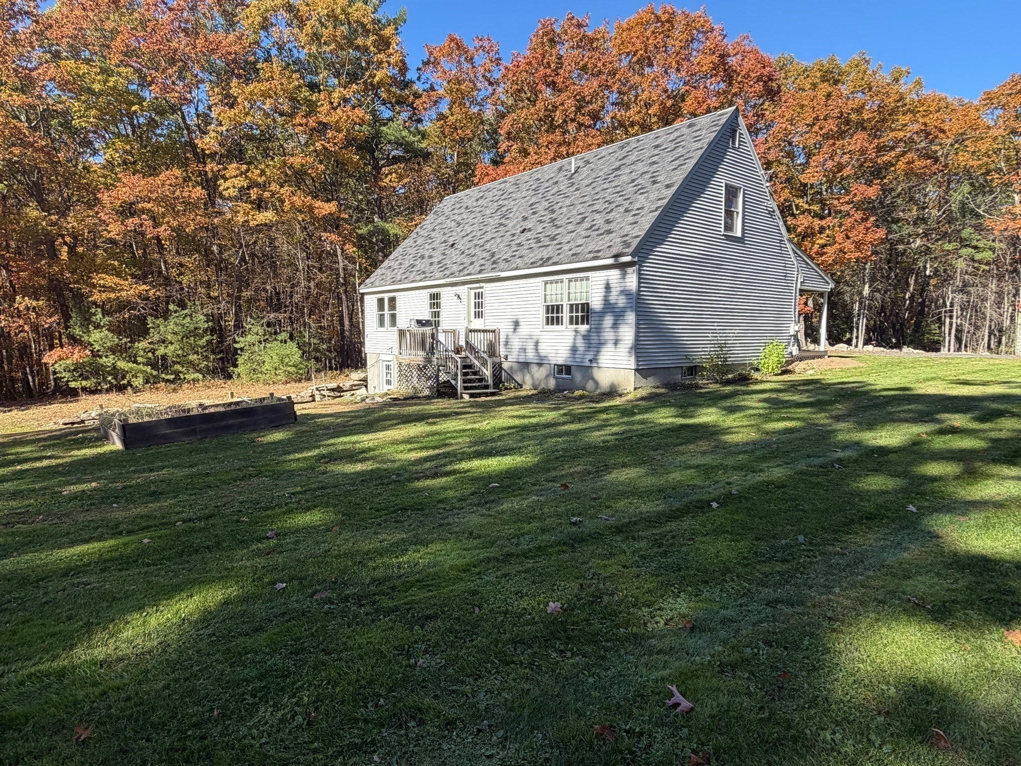 125 Chestnut Hill Loop