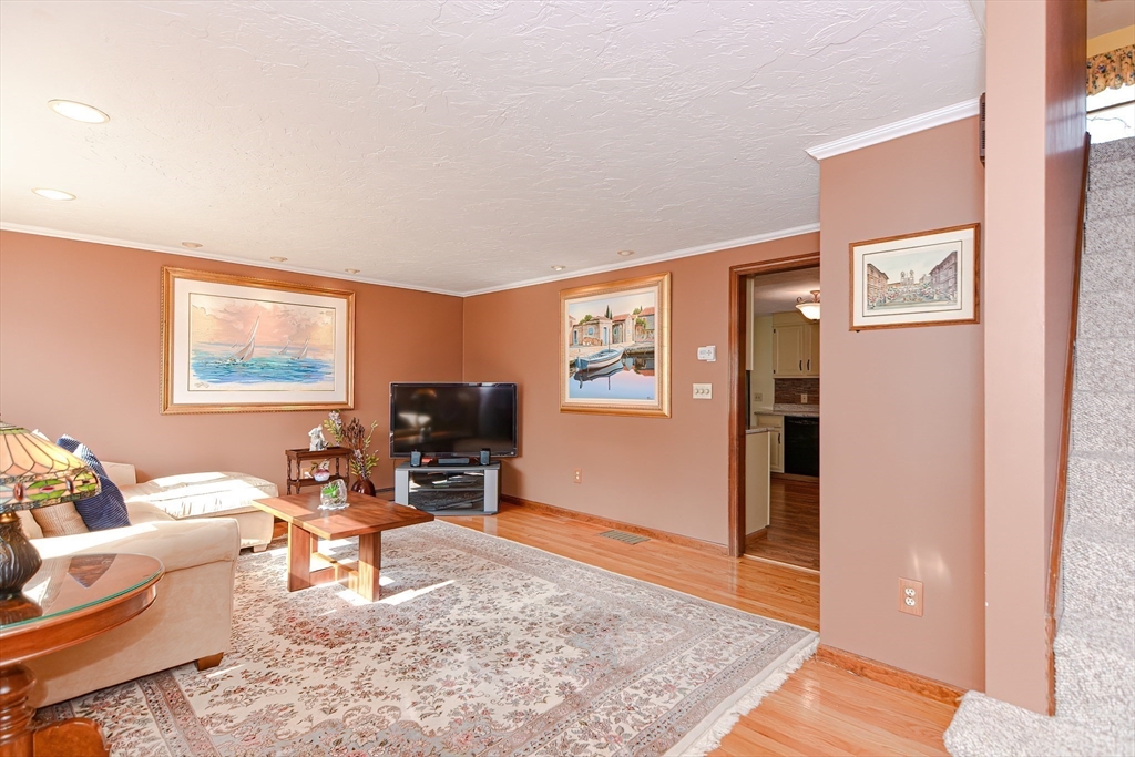 75 Columbus Ave 75