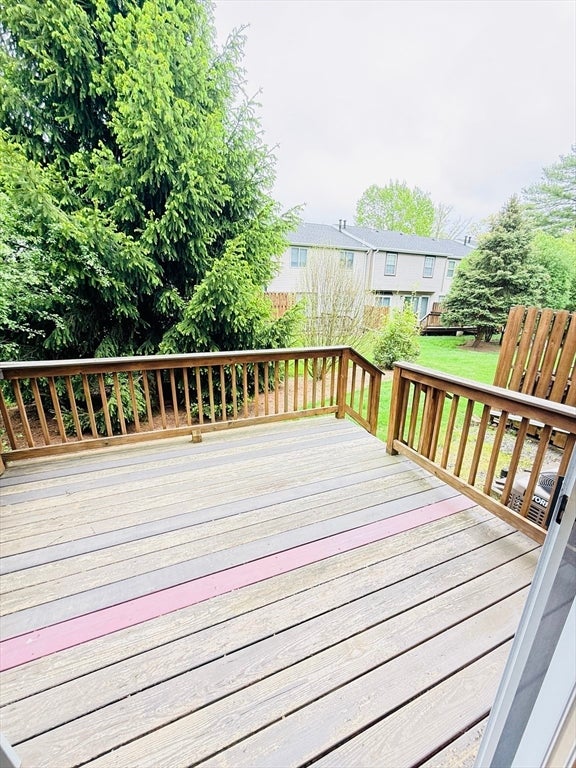 399 Pond St D1