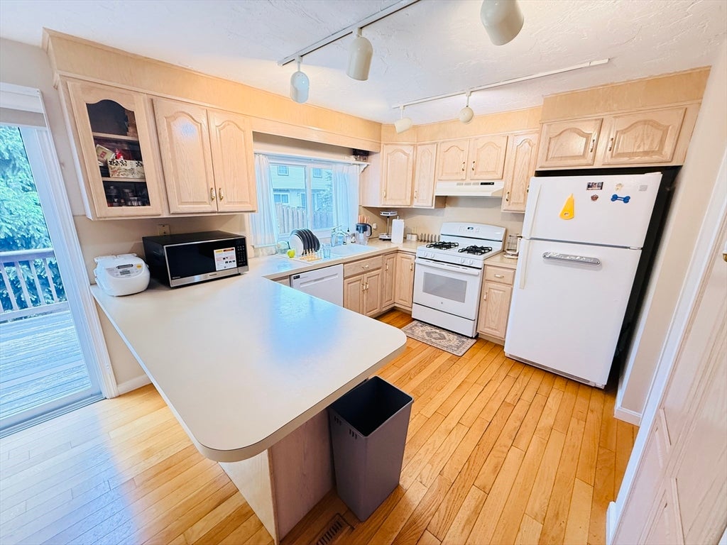 399 Pond St #D1, Braintree, MA, 399 Pond St #D1, Braintree, MA Photo #12