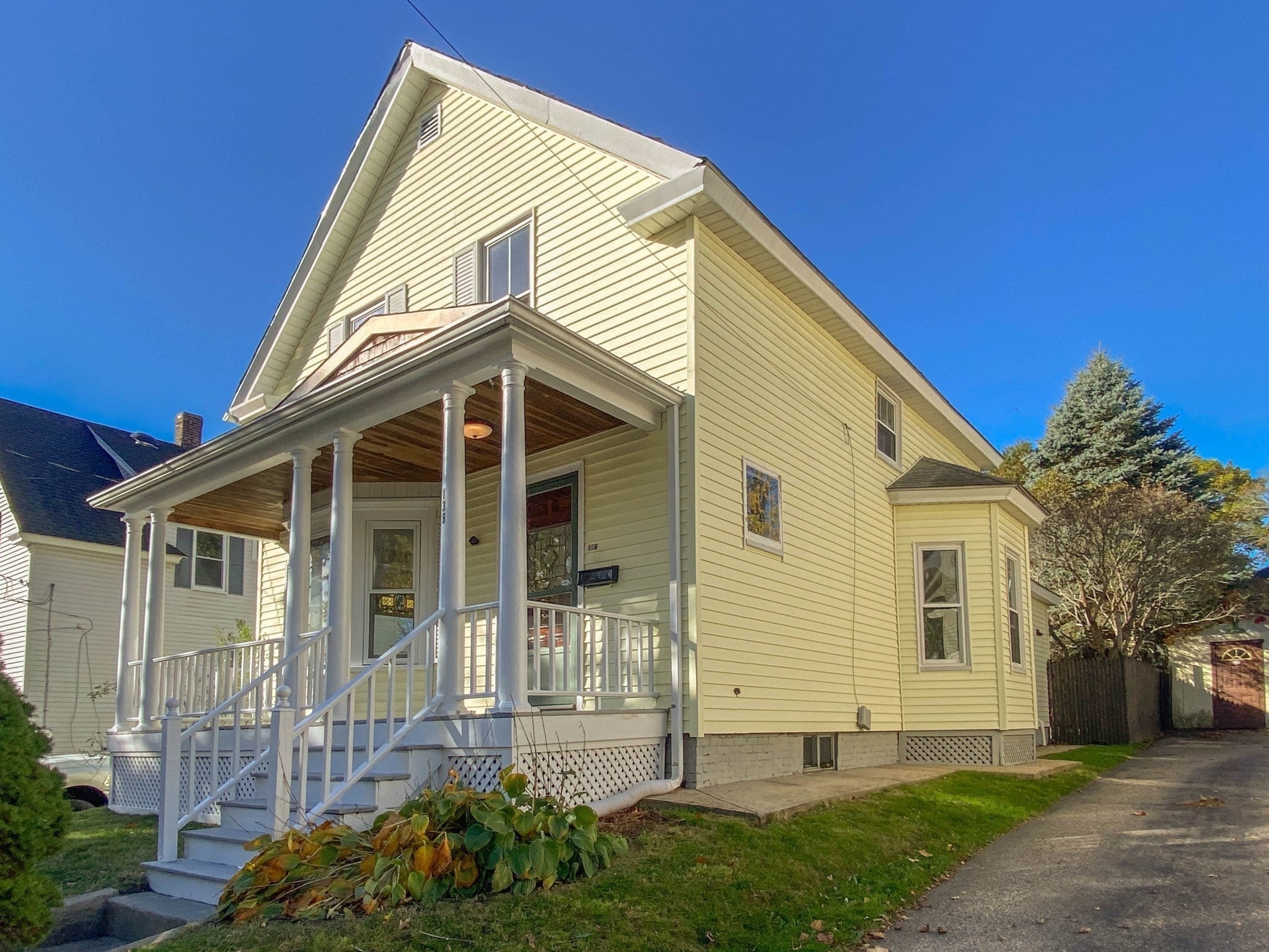 136 Grandview Avenue, Worcester MA 01603