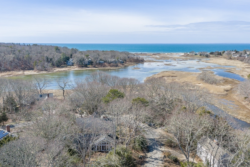 72 Loop Rd