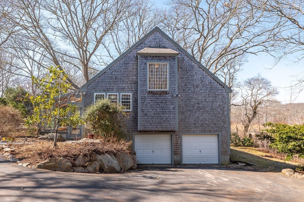 72 Loop Rd