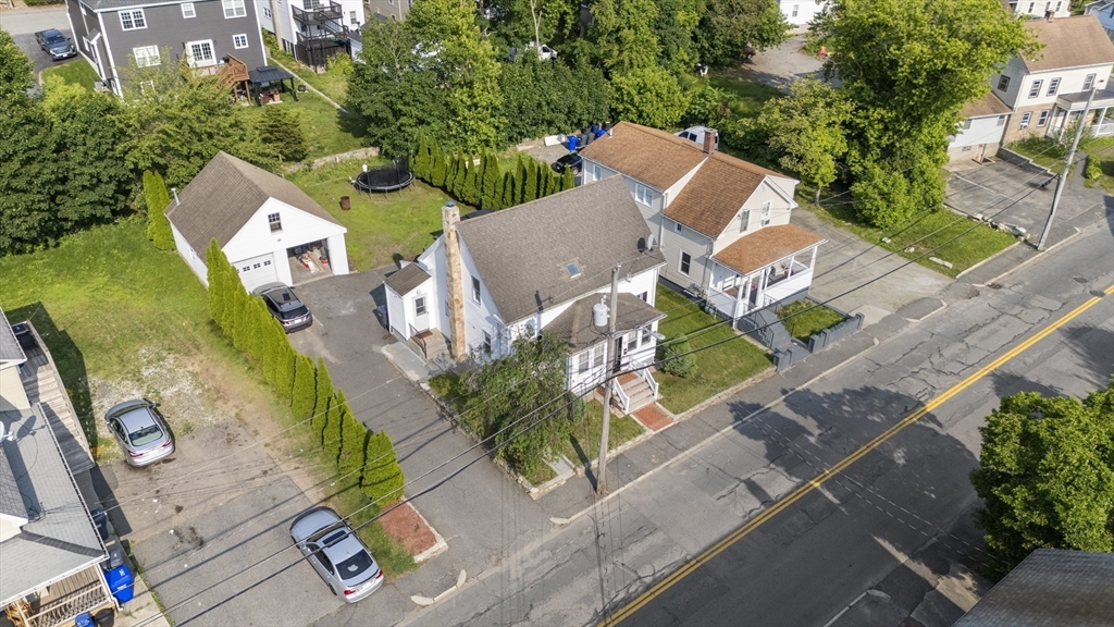 58 Beach St