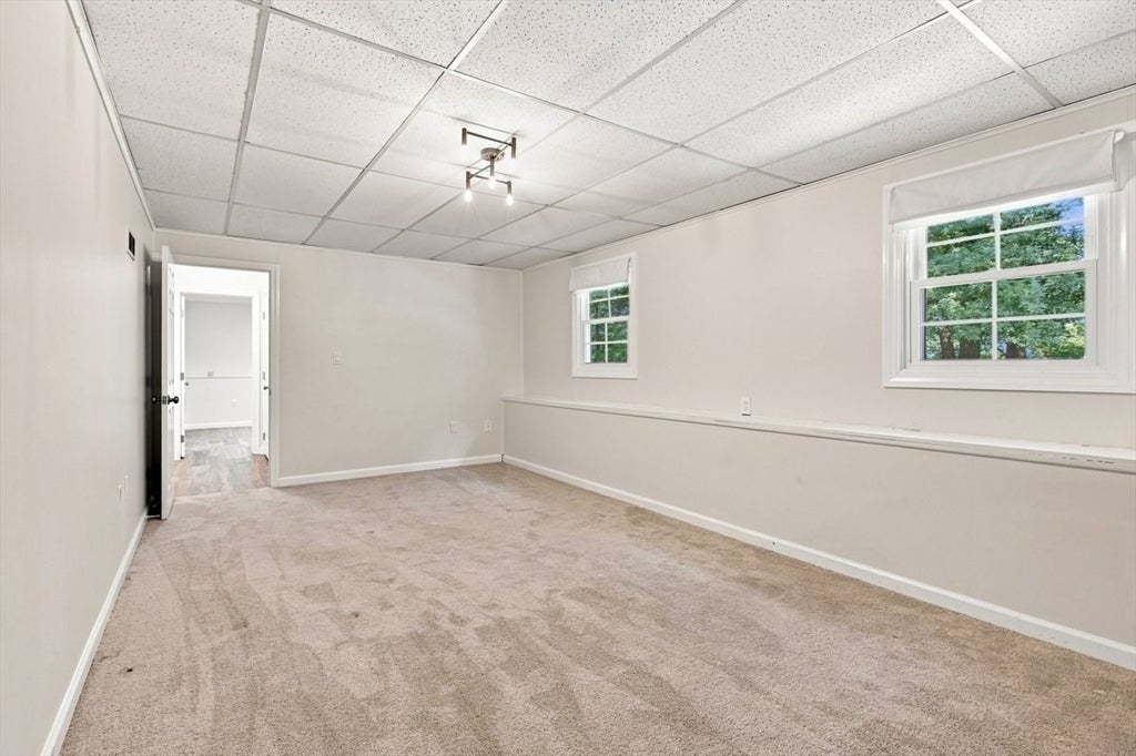 174 Bent St, Franklin, MA, 174 Bent St, Franklin, MA Photo #28