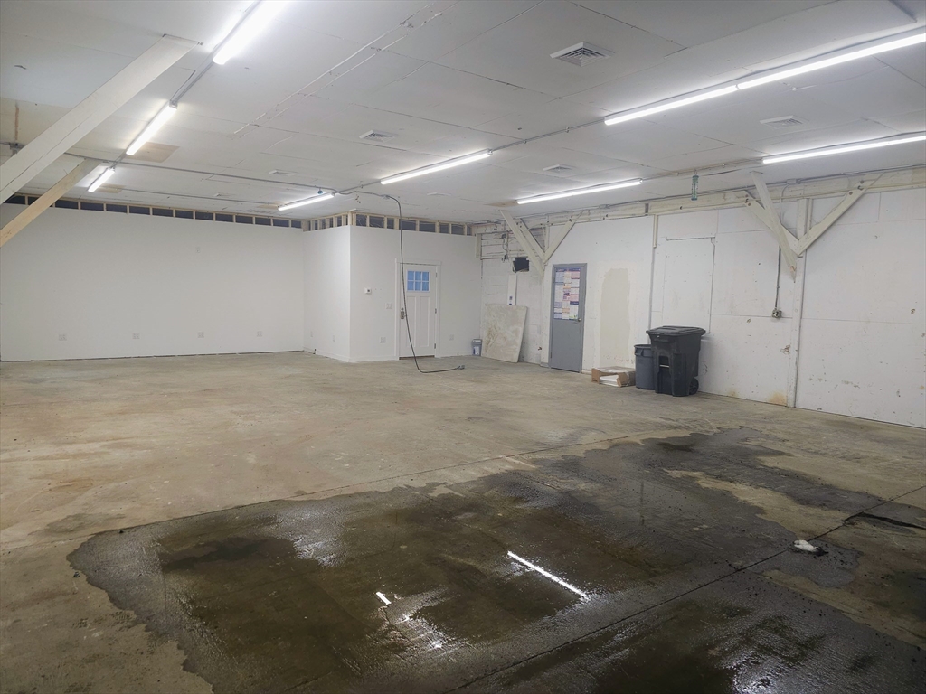 576 Wareham St Garage