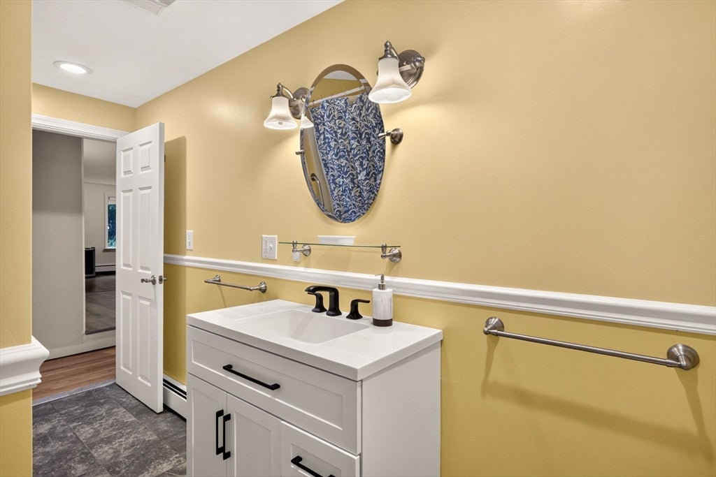 14 Veeder Dr, Falmouth, MA, 14 Veeder Dr, Falmouth, MA Photo #27