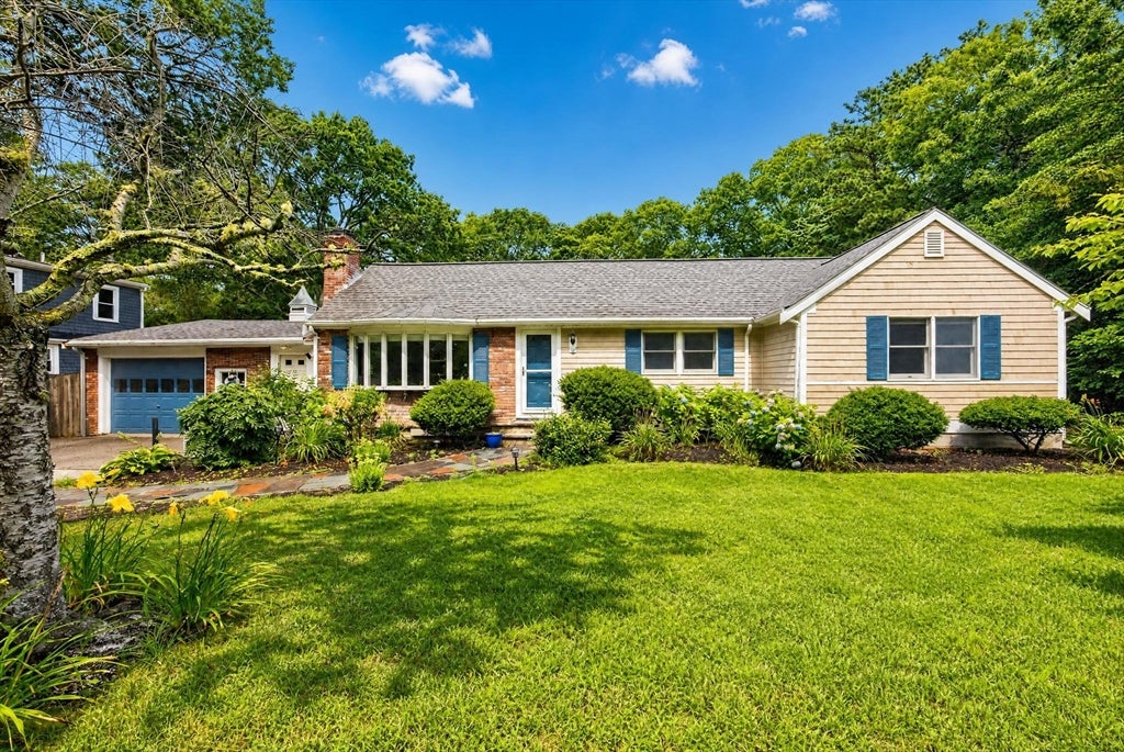 14 Veeder Dr, Falmouth, MA, 14 Veeder Dr, Falmouth, MA Photo #1